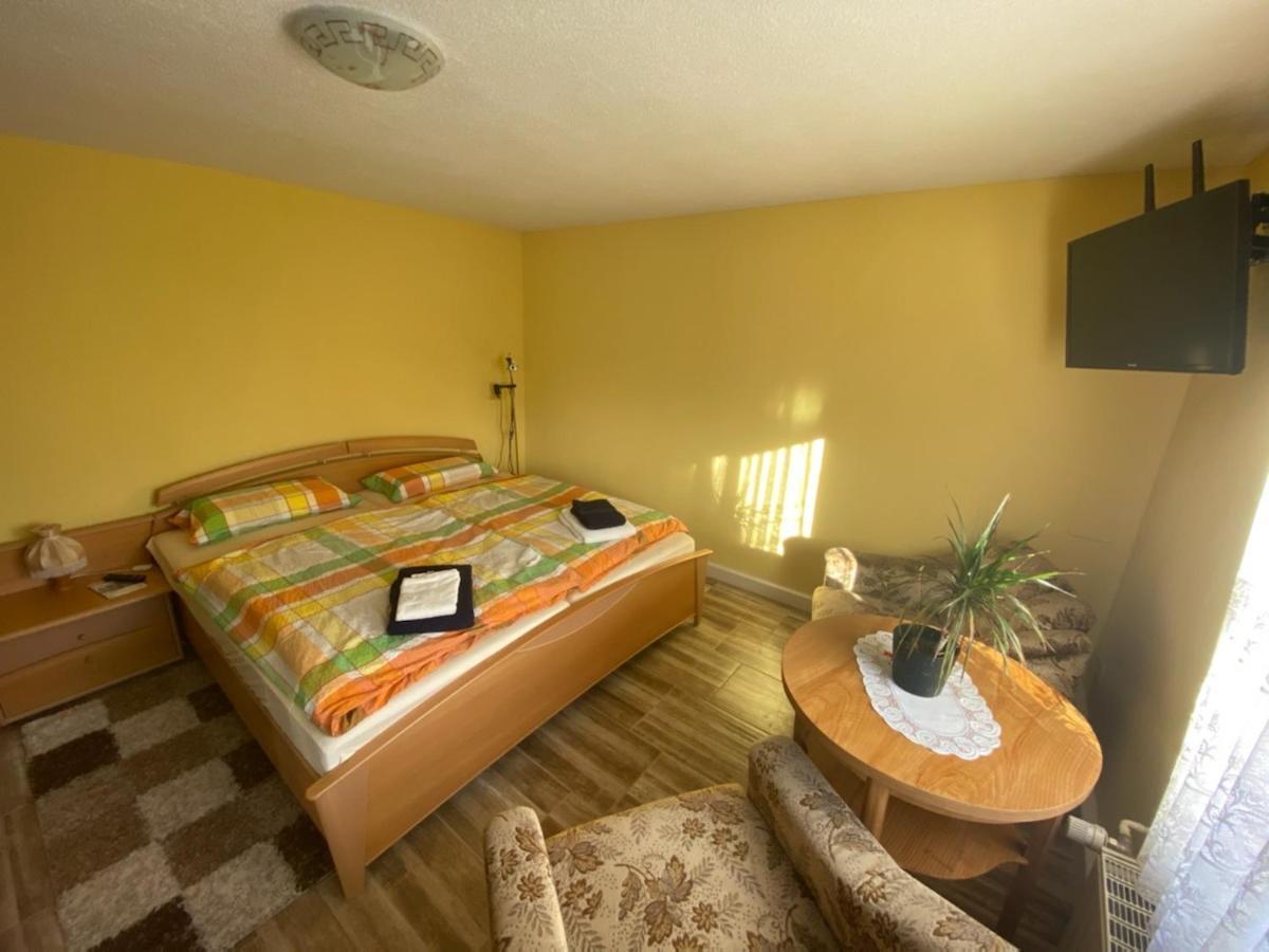 Ferienwohnung Lippmann Grosshartmannsdorf Εξωτερικό φωτογραφία